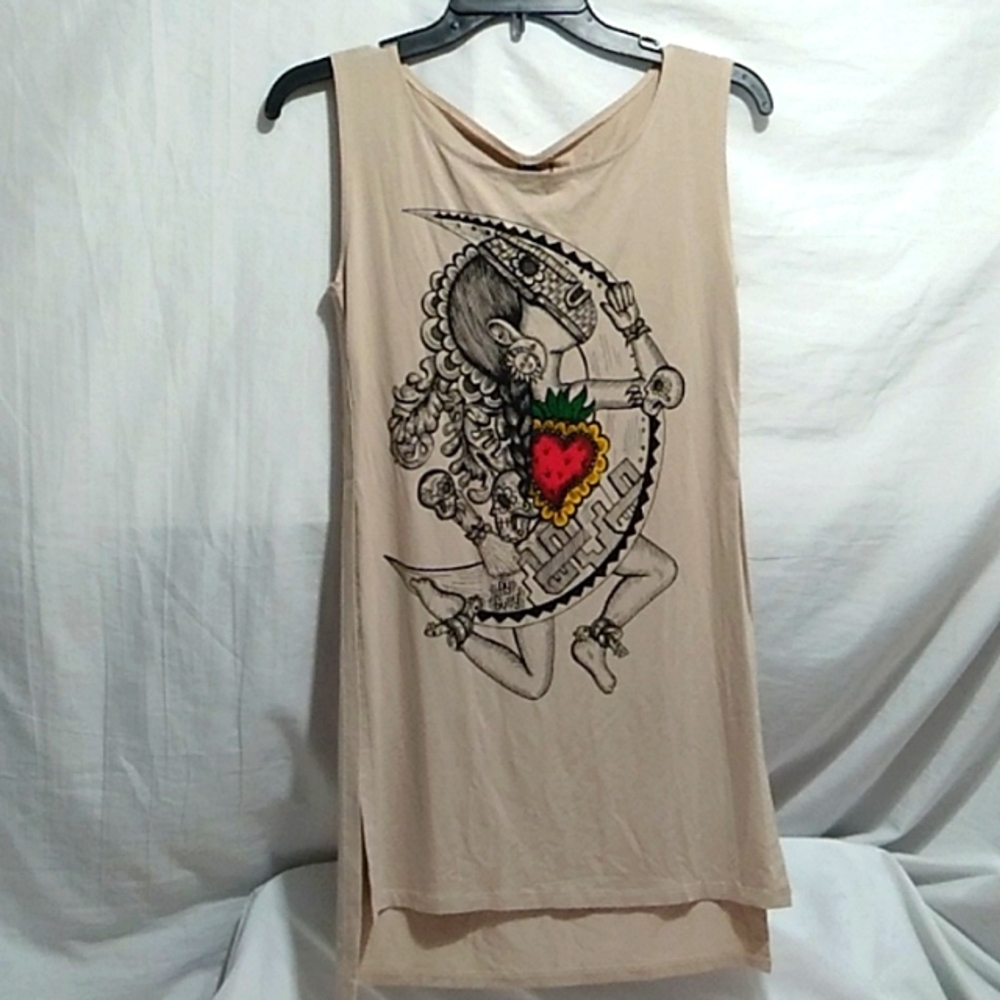 (C-31) SALE! NWT Ay Guey Sleeveless Hi Lo Blouse